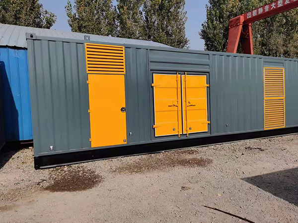 红坪镇300kw 柴油发电机组用多大的空气开关？
